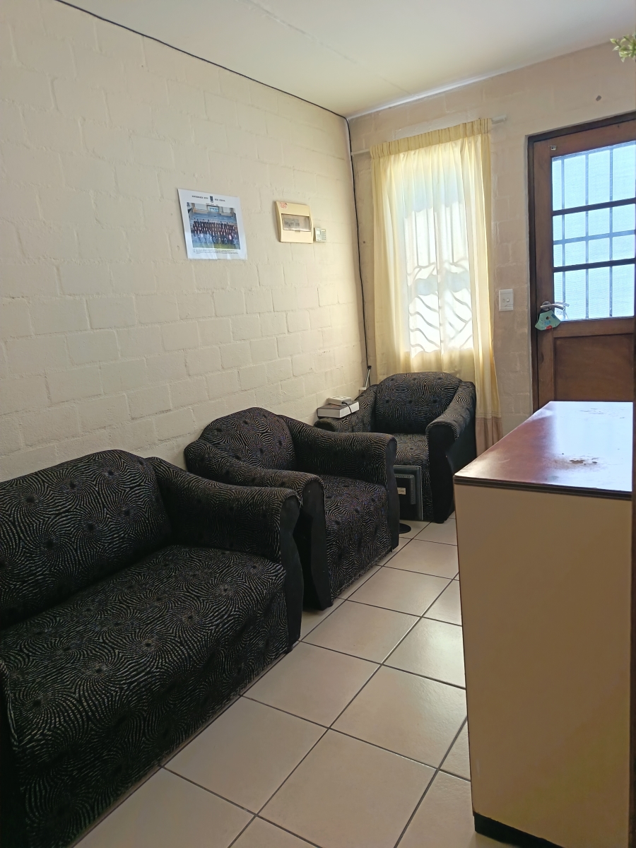 To Let 2 Bedroom Property for Rent in Fountain Village Western Cape